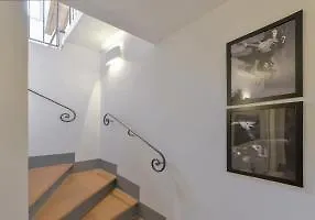 Apartment Appartamento Accogliente Via Delle Terme Florence